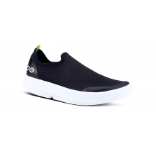Women's OOmg eeZee Low Shoe by OOFOS