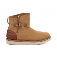 Women's Cozy Vibe Surf Check Sl by Sanuk in Hope Ar