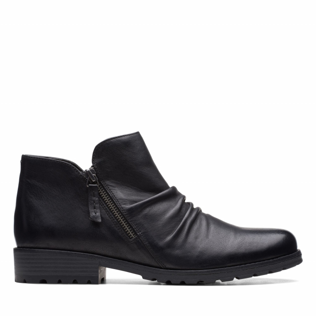 Clarks - Women's Clarkwell Zip in Frederic WI