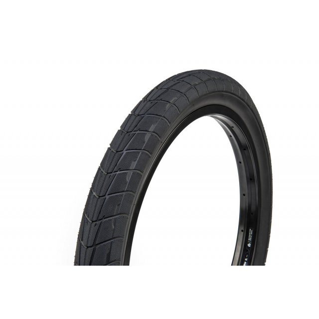 Eclat - Predator Tire